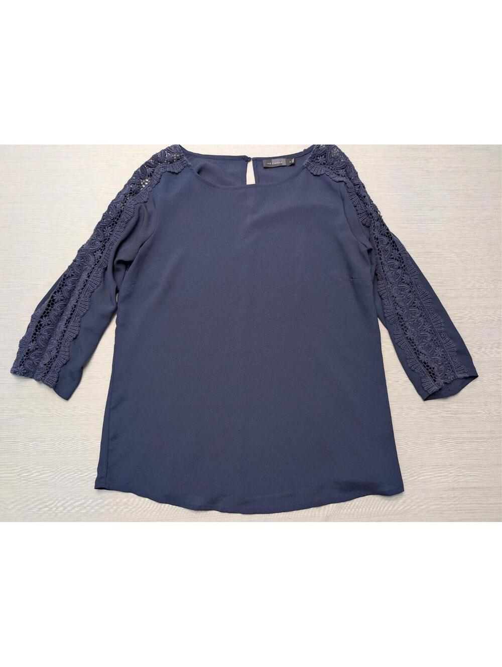 The Limited Lace Arm Blouse Navy 3/4 Sleeve Medium